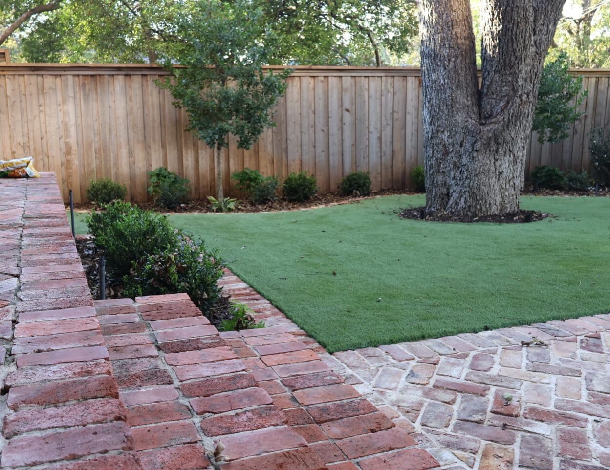 Pavers, Patios & Hardscaping, photo 1